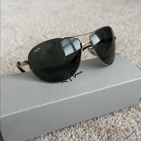 Ray-Ban Accessories - Ray Ban Gold Frame Aviator Style Sunglasses